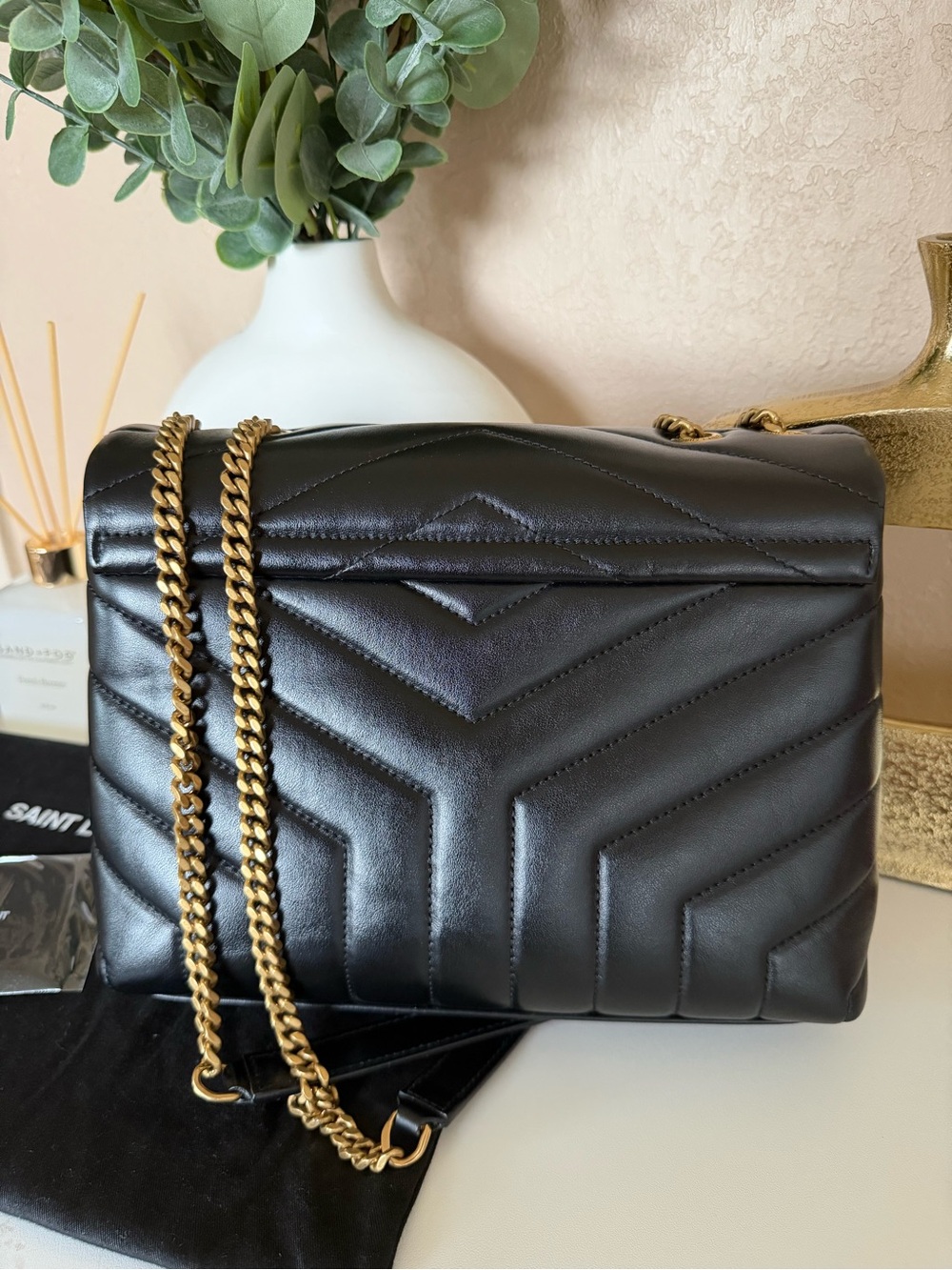 Authentic Saint Laurent Small Loulou Black Quilted Leather Shoulder Bag - Picture 5 of 10
